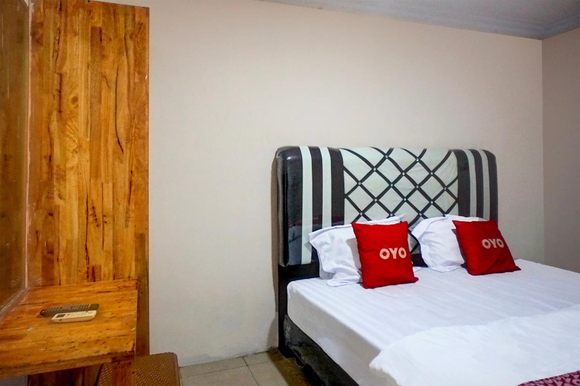 Hotel O Medan City Center Near Plaza Medan Fair Exterior foto