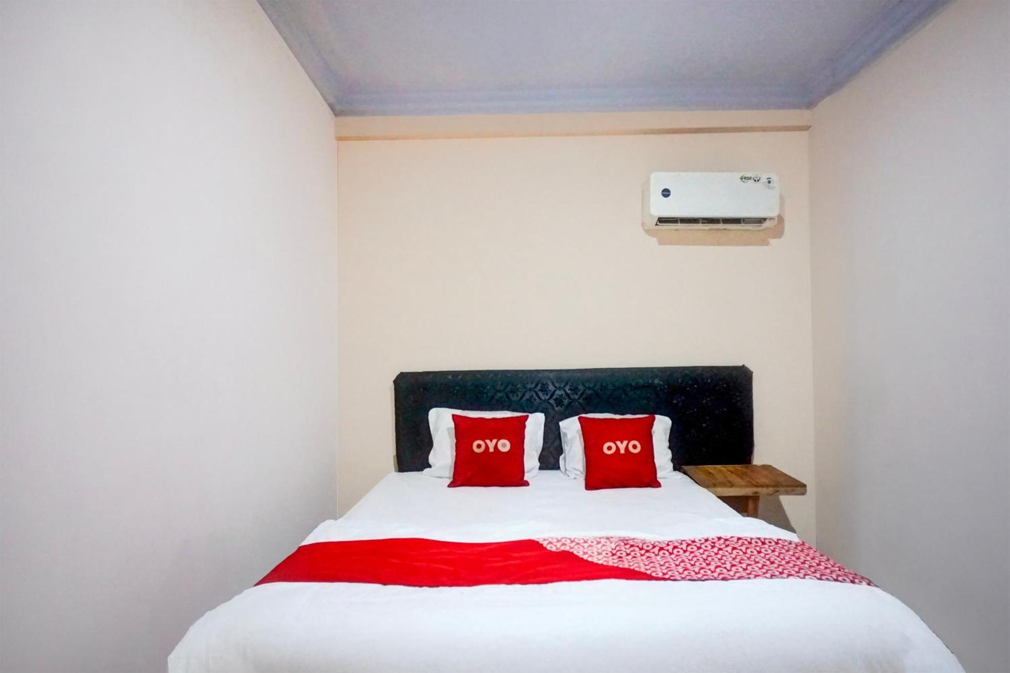 Hotel O Medan City Center Near Plaza Medan Fair Exterior foto